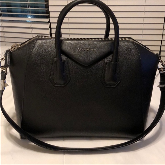🚫⛔️SOLD⛔️🚫Givenchy antigona medium sugar satchel - Picture 3 of 8